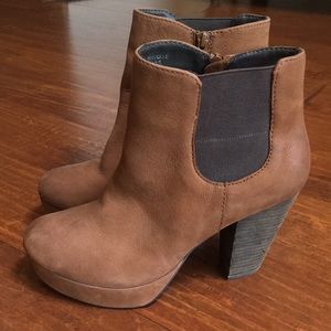 Steve Madden Platform Heel Booties